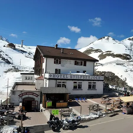 Ξενοδοχείο Hotel Passo Stelvio 3*