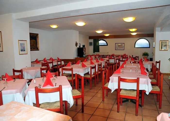 ホテル Hotel Passo Stelvio パッソ・ステルヴィオ