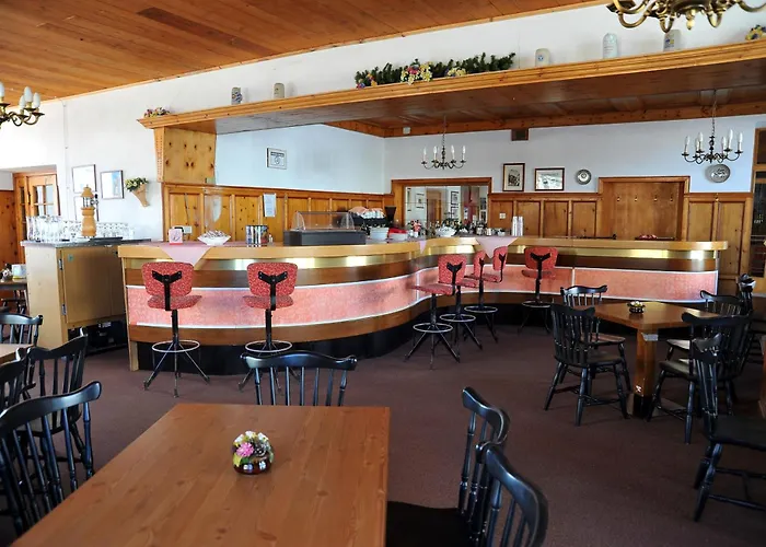 ホテル Hotel Passo Stelvio 3*